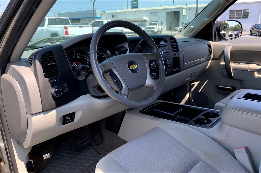 2013 Chevrolet Silverado 2500HD LT photo 14