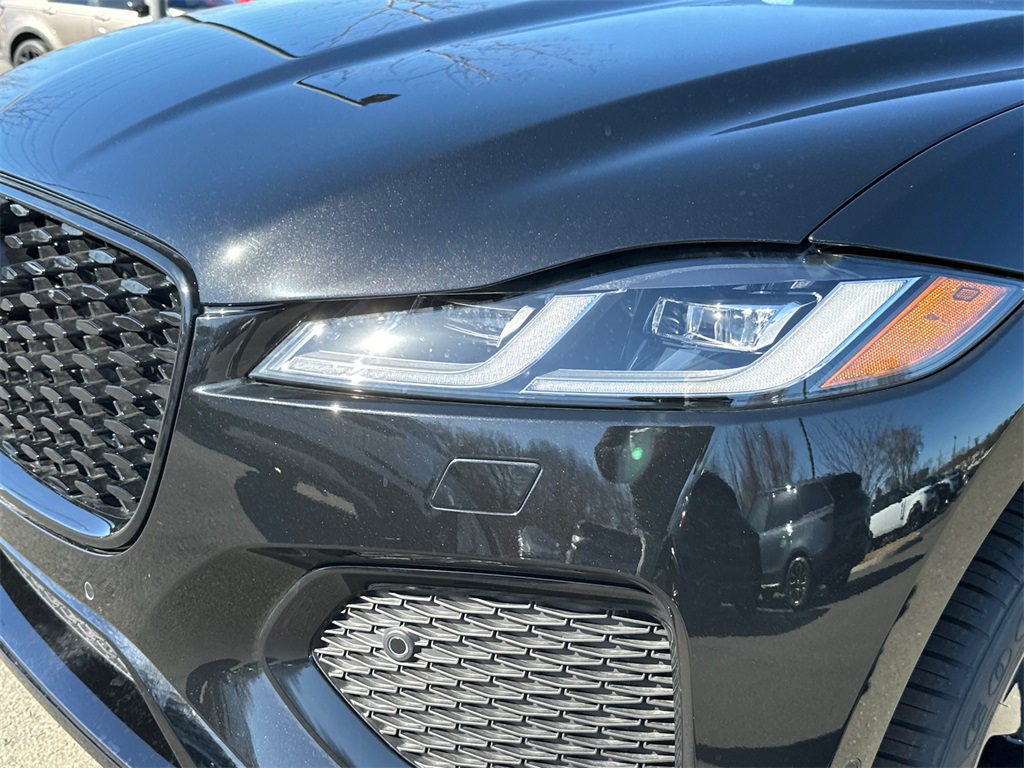 2026 Jaguar F-PACE P250 R-Dynamic S photo 7