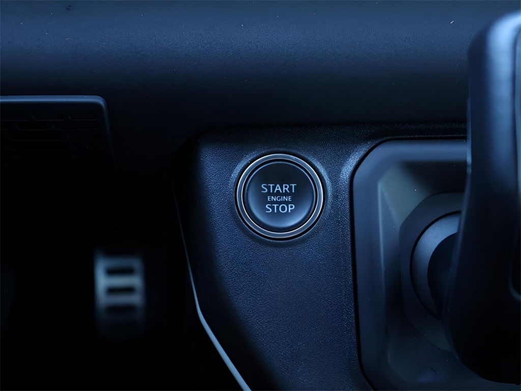2022 Land Rover Defender 90 X-Dynamic S photo 24