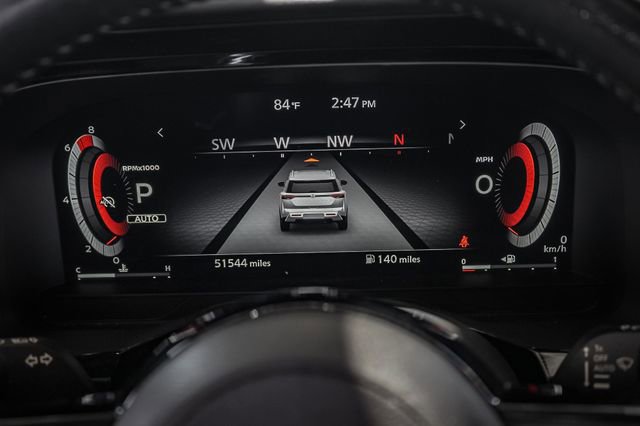 2023 Nissan Pathfinder Platinum photo 13