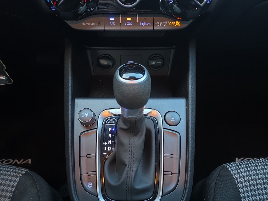 2023 Hyundai Kona SE photo 19
