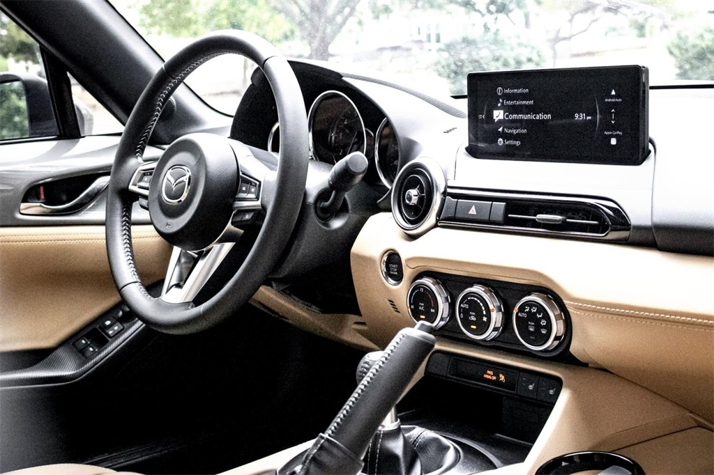 2025 Mazda MX-5 Miata Miata Grand Touring photo 25