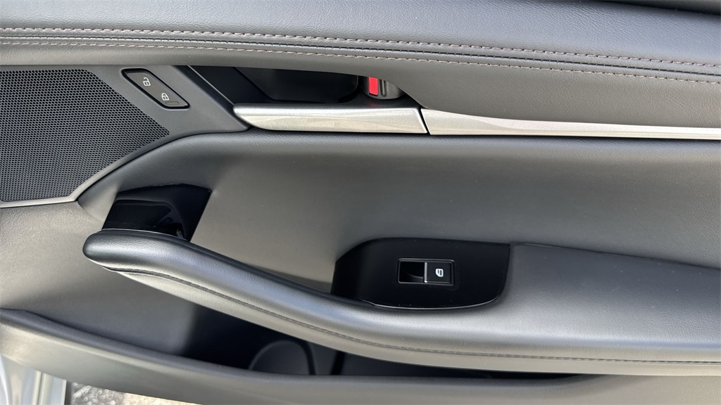 2025 Mazda Mazda3 2.5 Select Sport photo 43