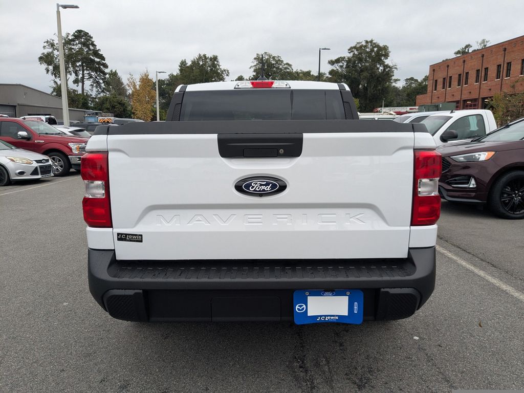 2025 Ford Maverick XL photo 4