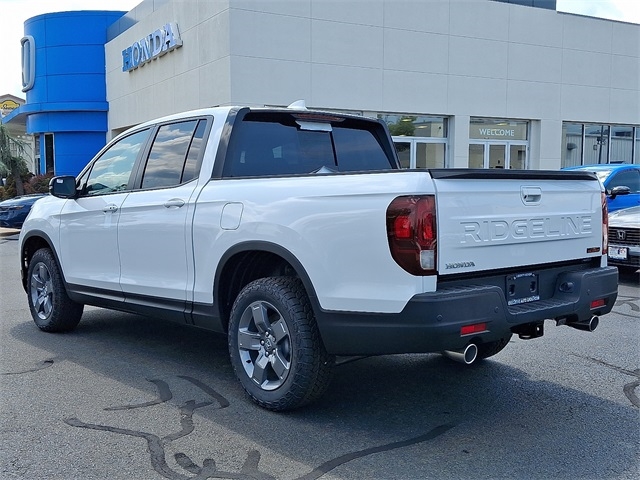 2025 Honda Ridgeline TrailSport photo 4