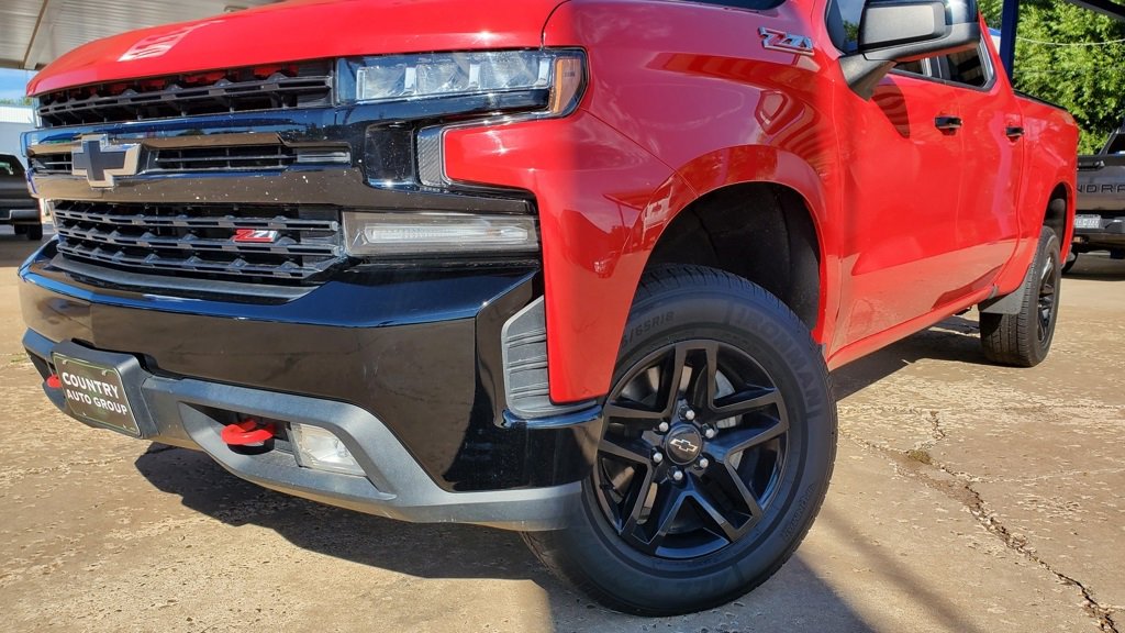 2019 Chevrolet Silverado 1500 LT Trail Boss photo 3