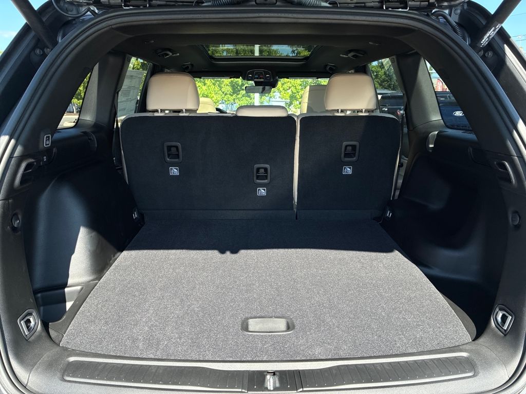2025 Jeep Grand Cherokee Limited photo 23