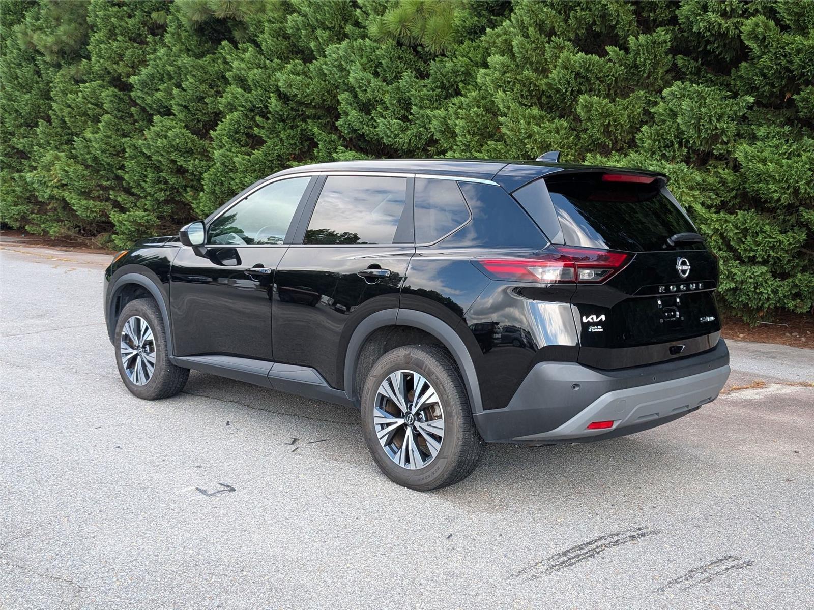 2023 Nissan Rogue SV photo 9