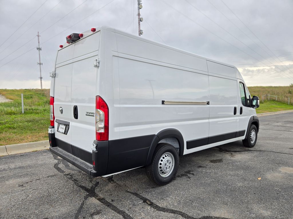 2026 Ram ProMaster 3500 photo 2