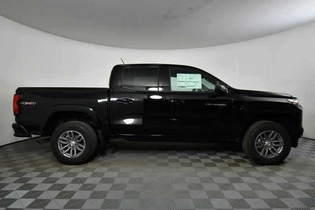 2026 Chevrolet Colorado LT photo 10