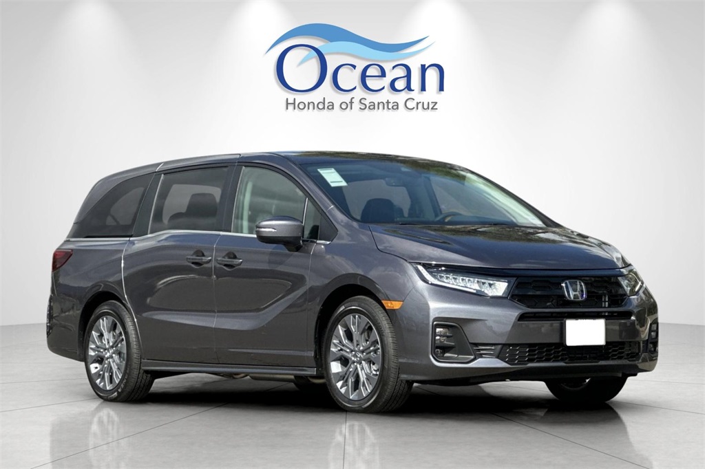 2026 Honda Odyssey Touring photo 2