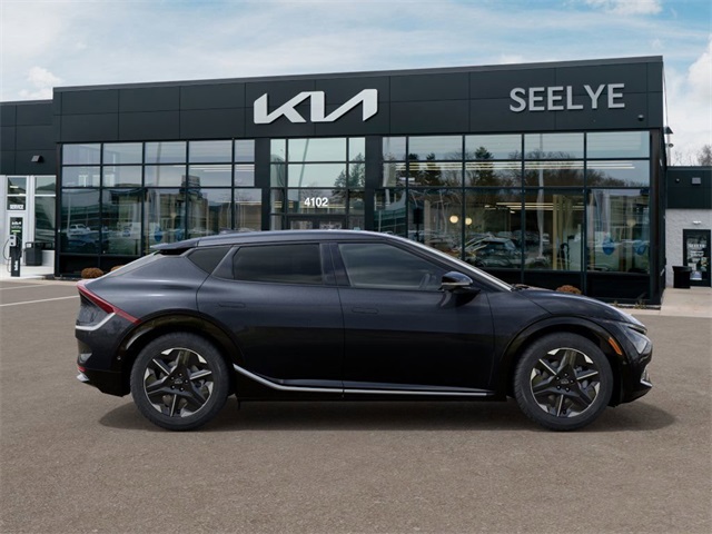 2025 Kia EV6 Wind photo 5