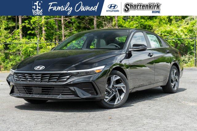 2025 Hyundai Elantra Limited's photo