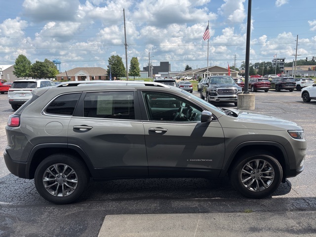 2021 Jeep Cherokee Latitude Lux photo 6