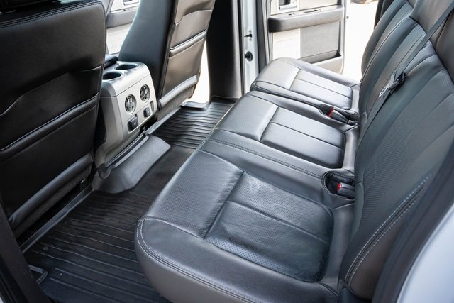 2014 Ford F-150 XLT photo 23