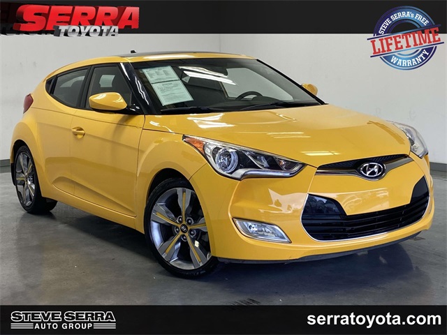 2016 Hyundai Veloster Base's photo