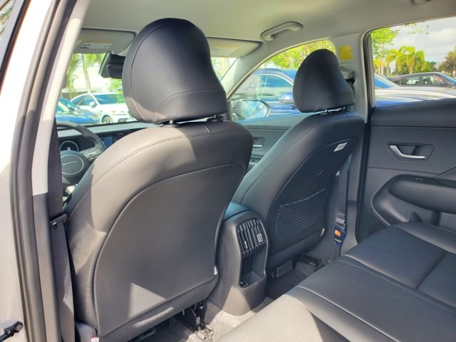 2026 Hyundai Kona SEL photo 8