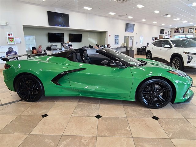 2026 Chevrolet Corvette Stingray 2LT photo 3