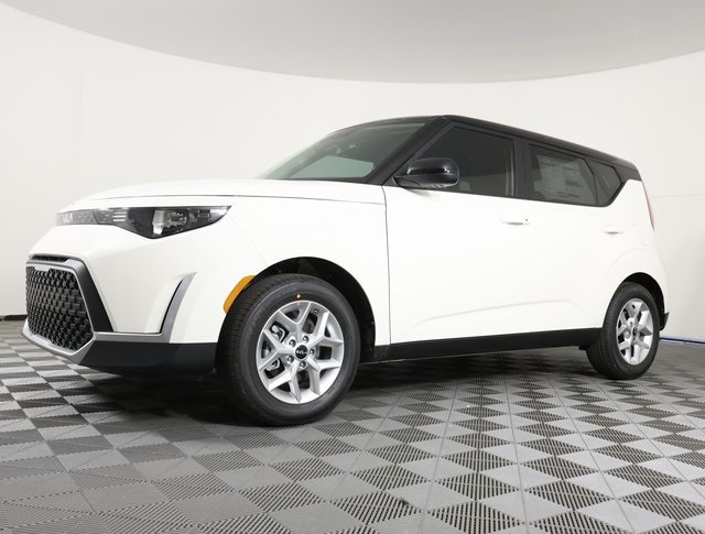 2025 Kia Soul S's photo