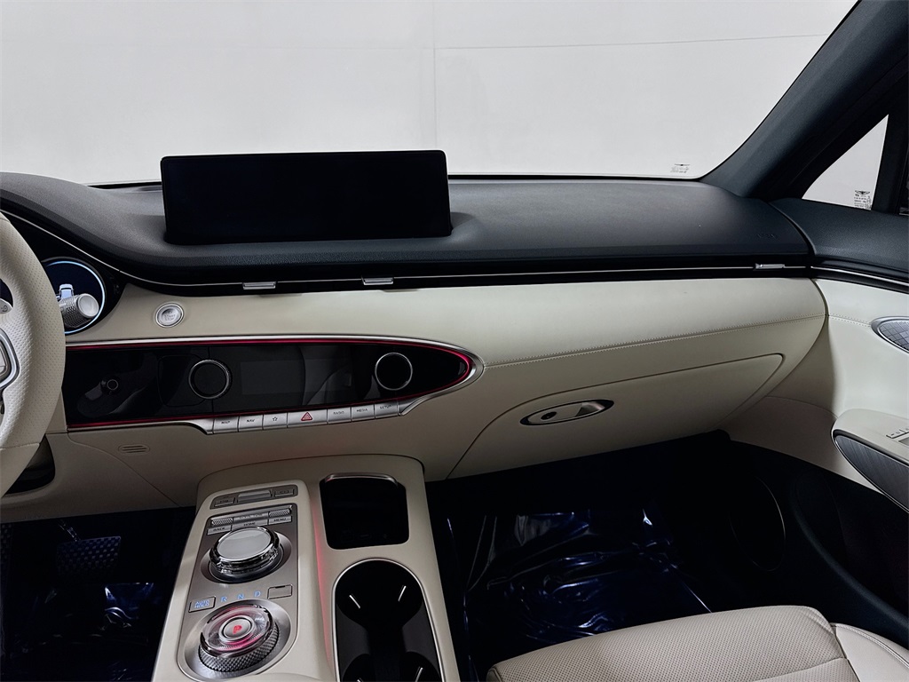 2024 Genesis Electrified GV70 Advanced photo 6