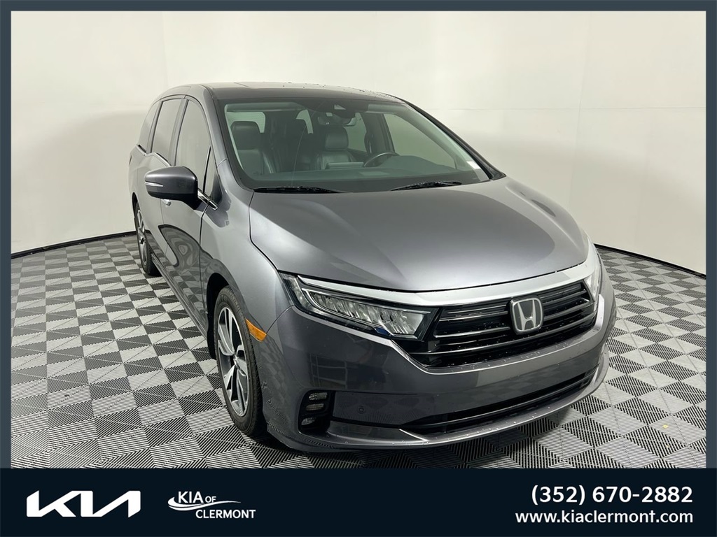 2023 Honda Odyssey Touring's photo