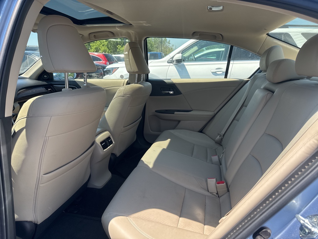 2017 Honda Accord Hybrid EX-L photo 11