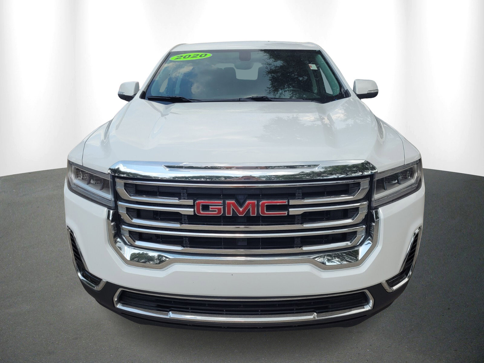 Used 2020 GMC Acadia SLE with VIN 1GKKNKLA1LZ110134 for sale in Greater Northdale, FL