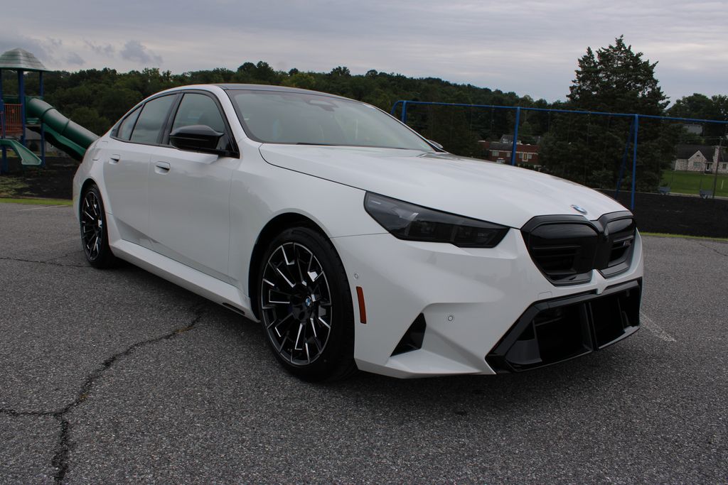 2026 Bmw M5 5 photo 2