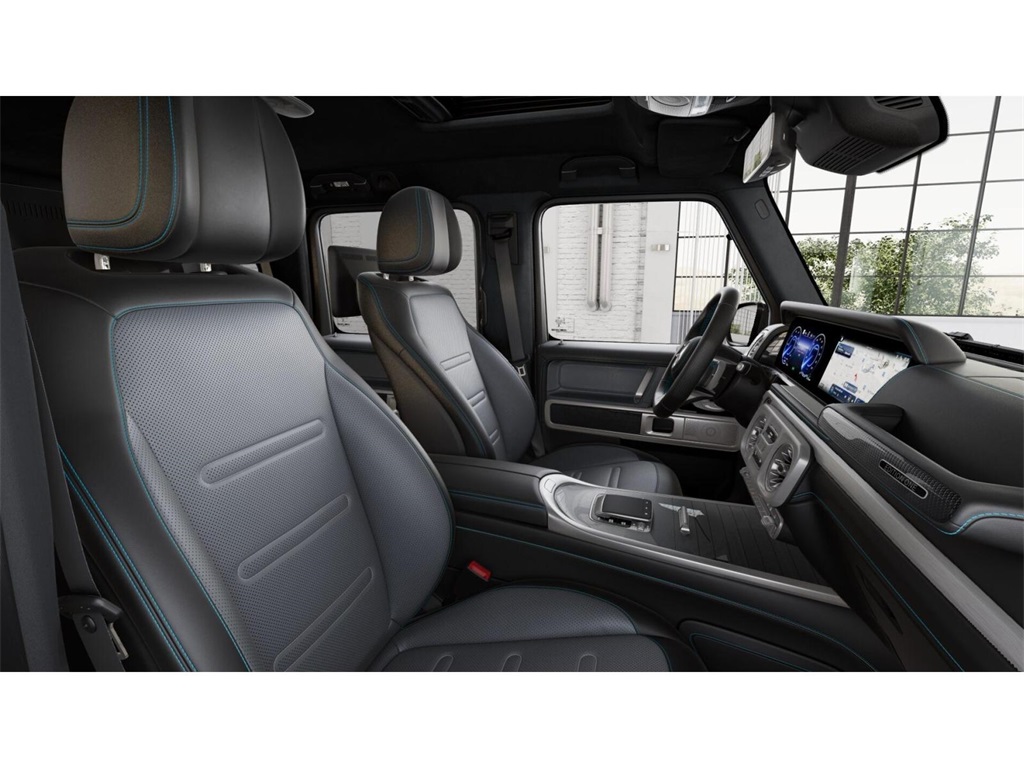 2025 Mercedes Benz G photo 4