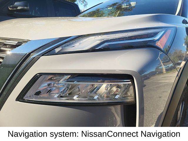 2022 Nissan Rogue Platinum photo 4