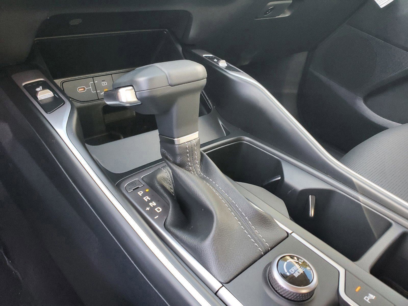 2025 Kia Sorento S photo 25