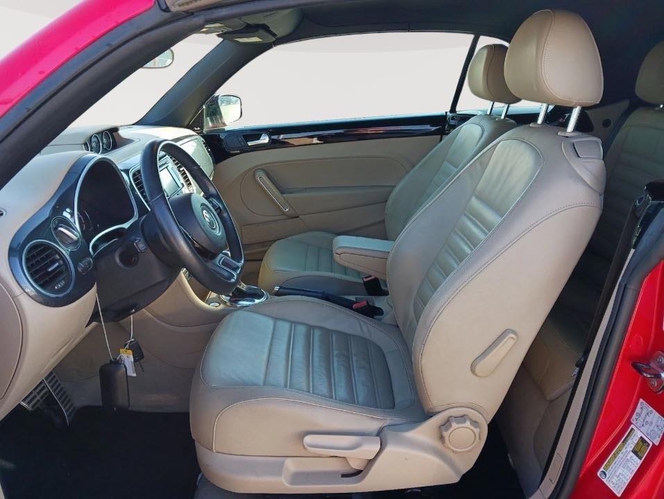 Used 2013 Volkswagen Beetle 2.0 with VIN 3VW7A7AT4DM801303 for sale in La Vista, NE