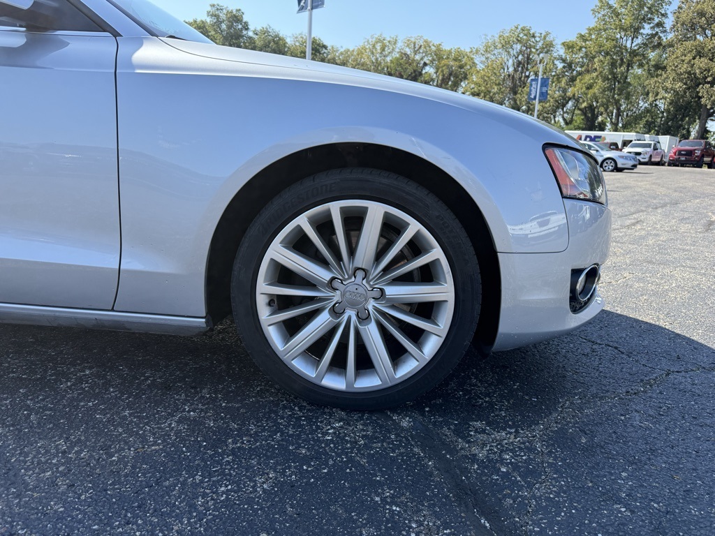 2010 Audi A5 2.0T Premium Quattro photo 8