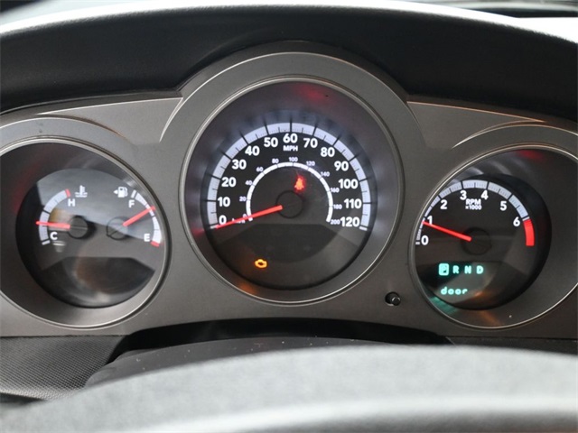 2010 Dodge Avenger SXT photo 26