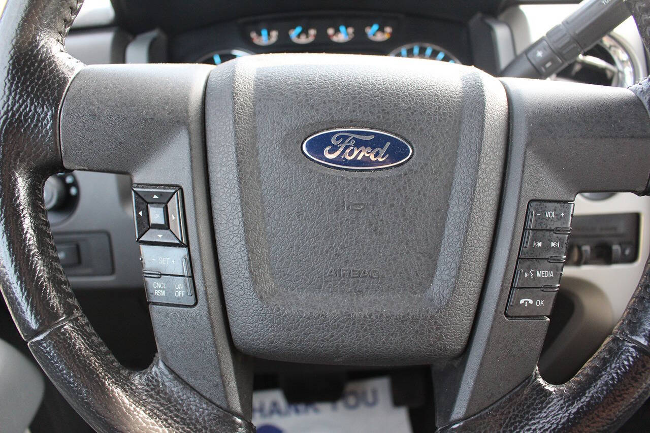 2014 Ford F-150 XLT photo 13