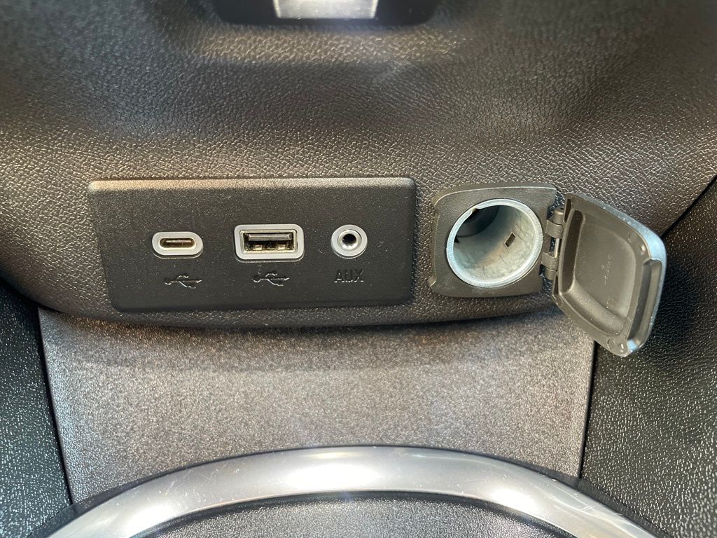 2023 Chevrolet Malibu 1LT photo 19