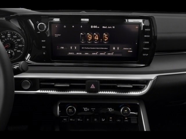 2022 Kia K5 GT-Line photo 7