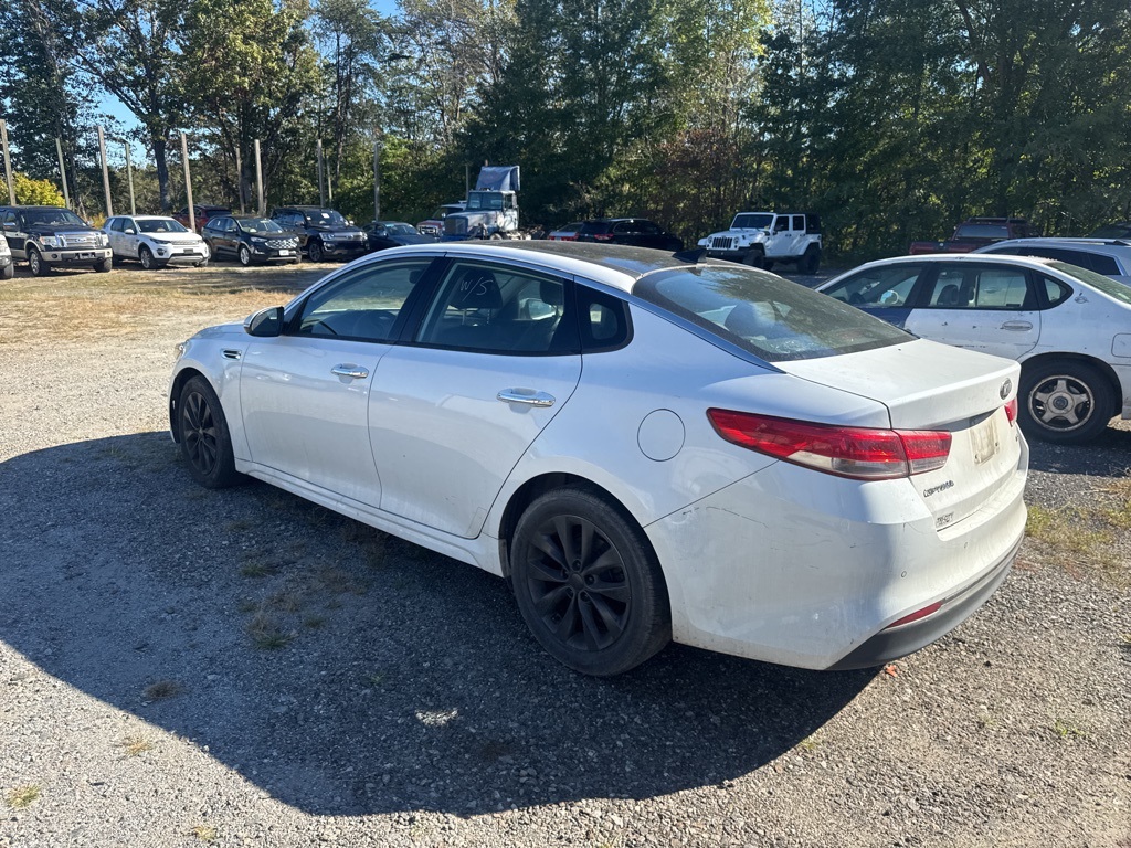 2018 Kia Optima EX photo 2