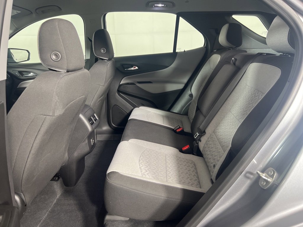 2024 Chevrolet Equinox LS photo 4