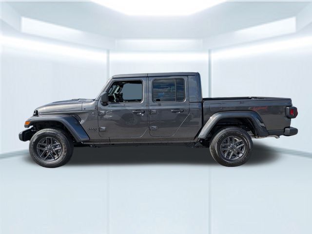 2025 Jeep Gladiator Sport S photo 2