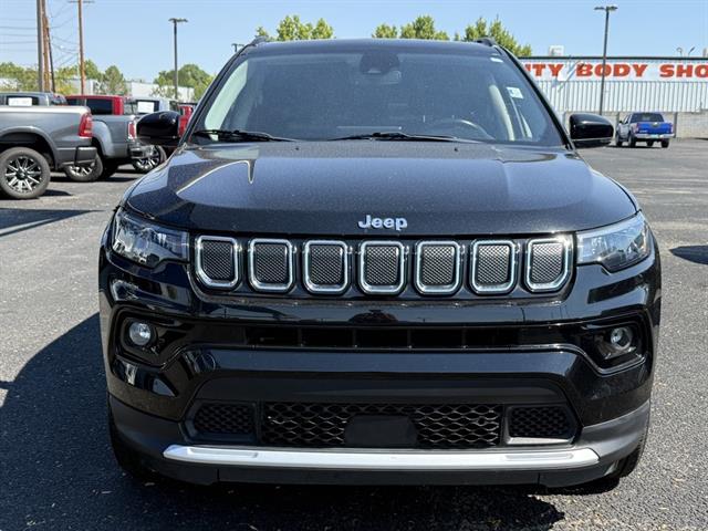 2022 Jeep Compass Limited photo 2