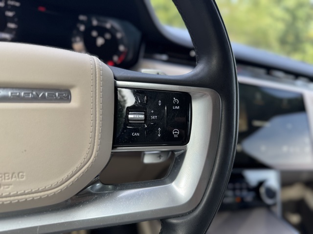 2023 Land Rover Range Rover SE photo 27