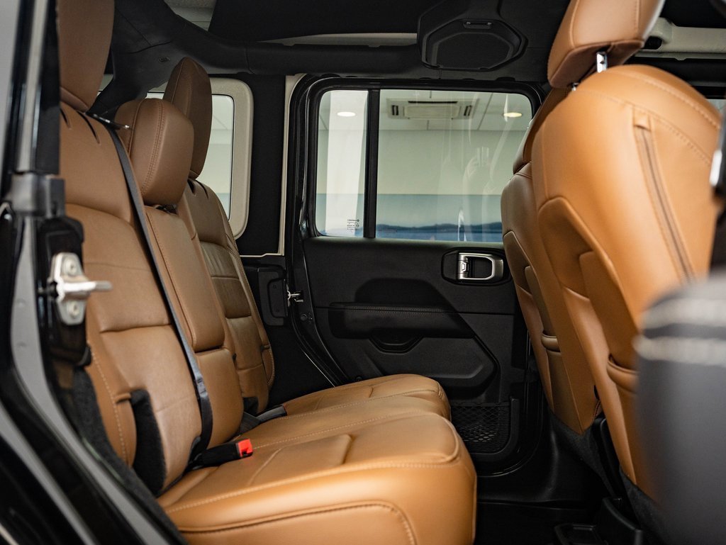 2022 Jeep Wrangler Unlimited Sahara photo 25