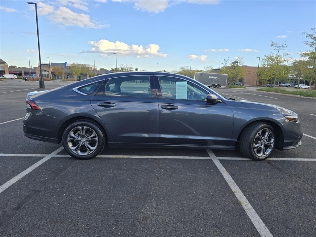 2023 Honda Accord EX photo 13