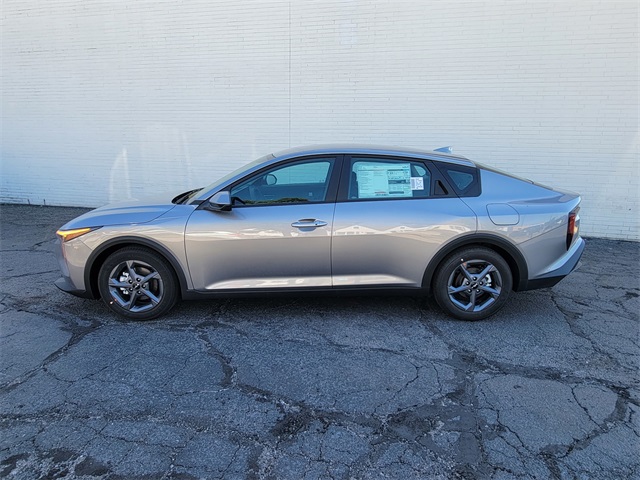 2025 Kia K4 LXS photo 7