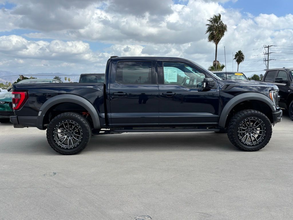 2021 Ford F-150 Raptor photo 2