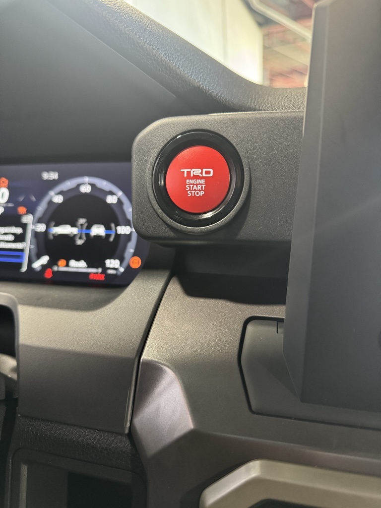 2025 Toyota Tacoma photo 32
