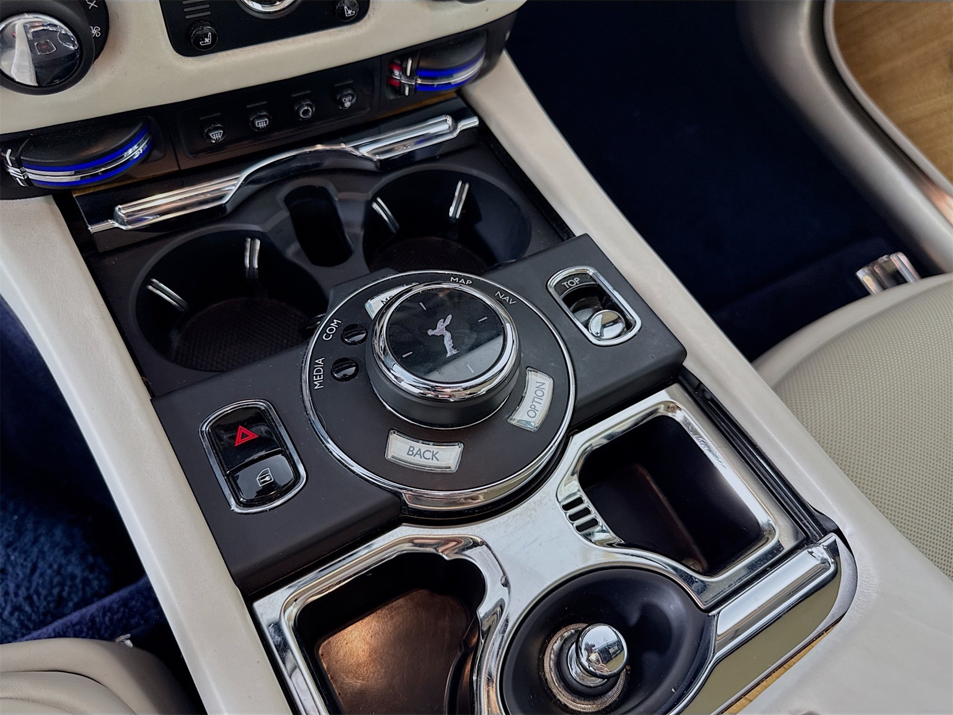 2018 Rolls Royce Dawn RR6 photo 27