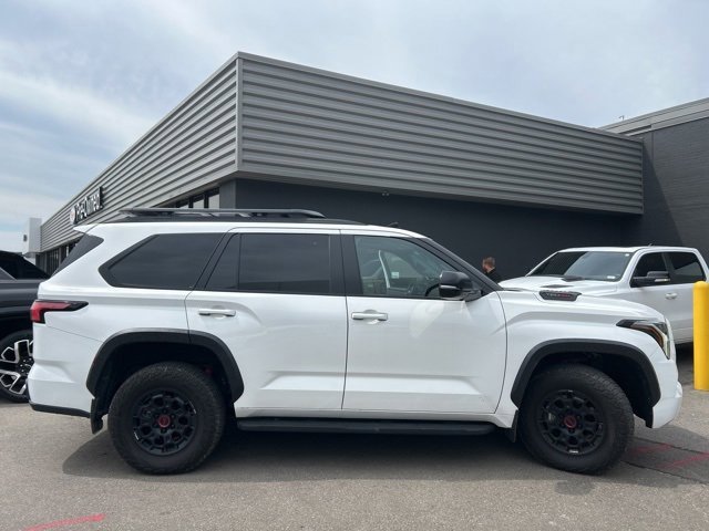 2024 Toyota Sequoia TRD Pro photo 3