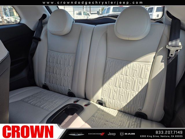 2025 Fiat 500e La Prima photo 13
